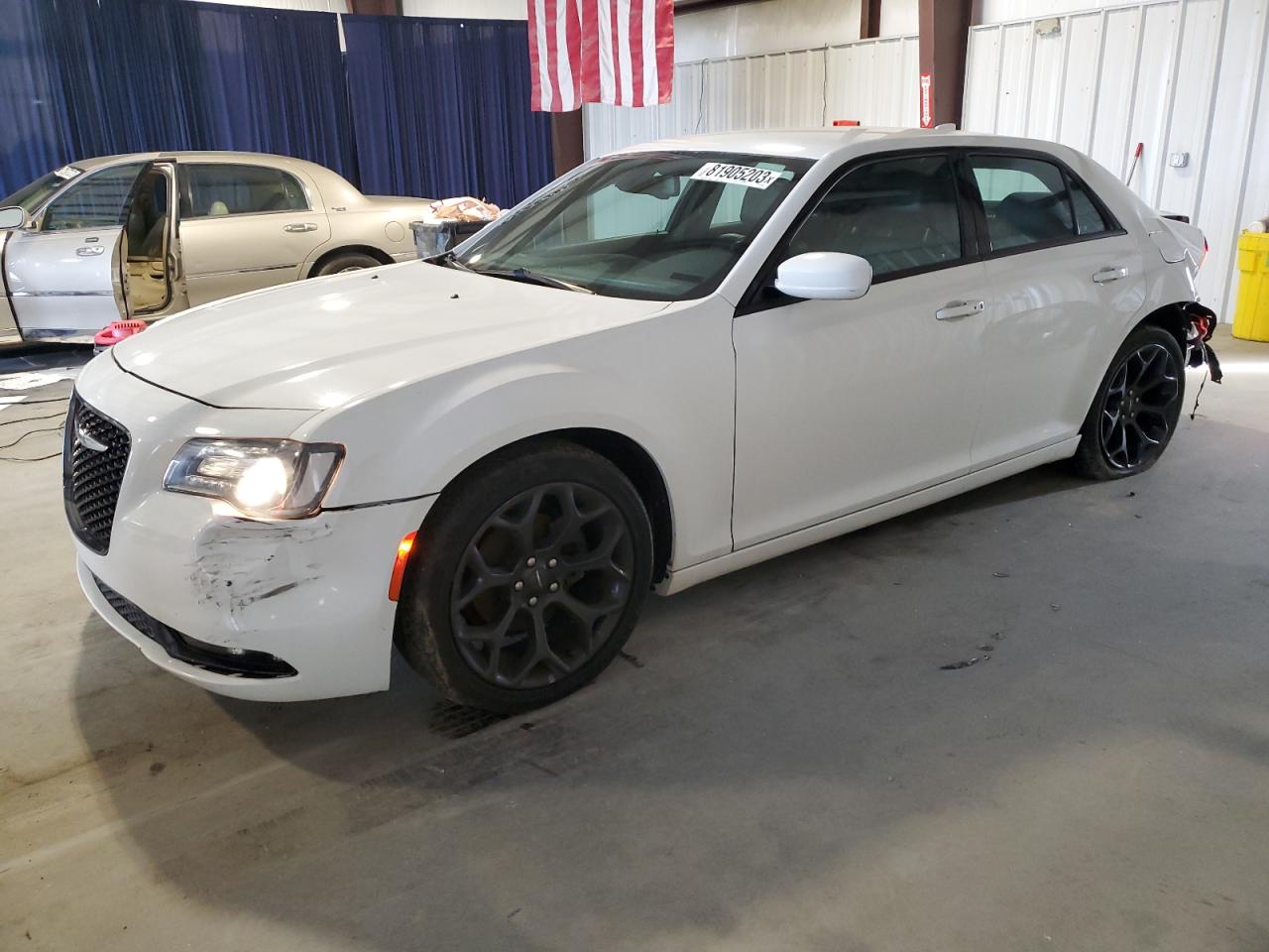 Image 1 of 2019 CHRYSLER 300 S 2019 with VIN 2C3CCABG1KH515449
