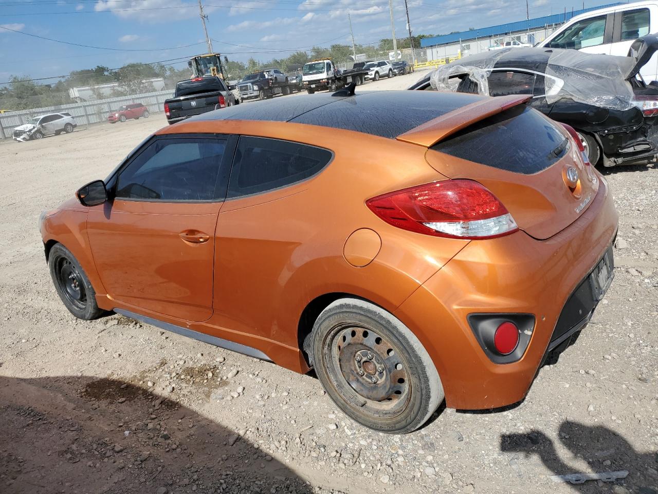 Image 2 of 2015 HYUNDAI VELOSTER TURBO 2015 with VIN KMHTC6AE4FU230915