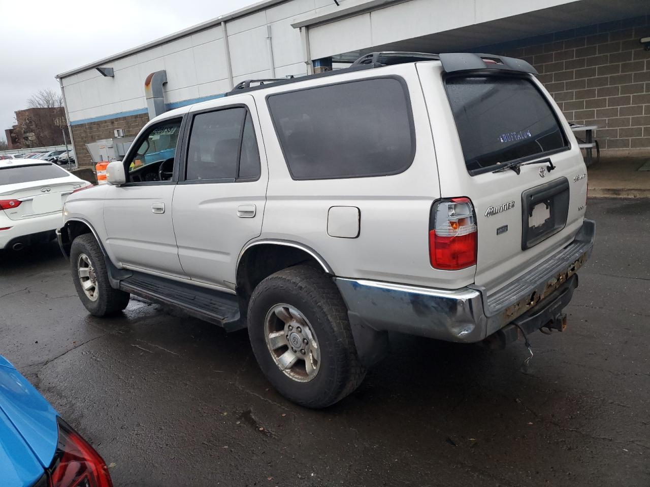 Image 2 of 1999 TOYOTA 4RUNNER SR5 1999 with VIN JT3HN86R5X0204025