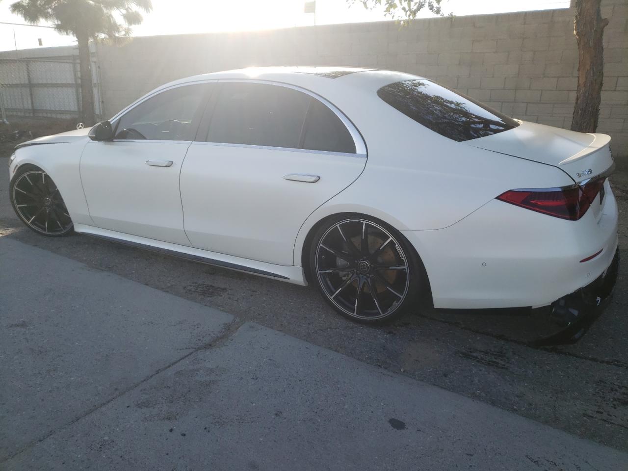 Image 2 of 2022 MERCEDES-BENZ S 580 4MATIC 2022 with VIN W1K6G7GB0NA104114