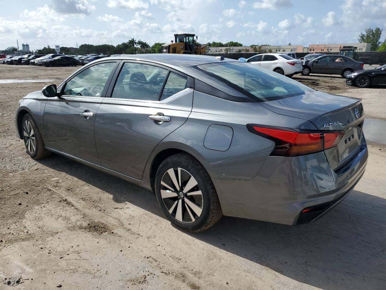 Изображение 2 2022 NISSAN ALTIMA SV 2022 с VIN 1N4BL4DW8NN356623