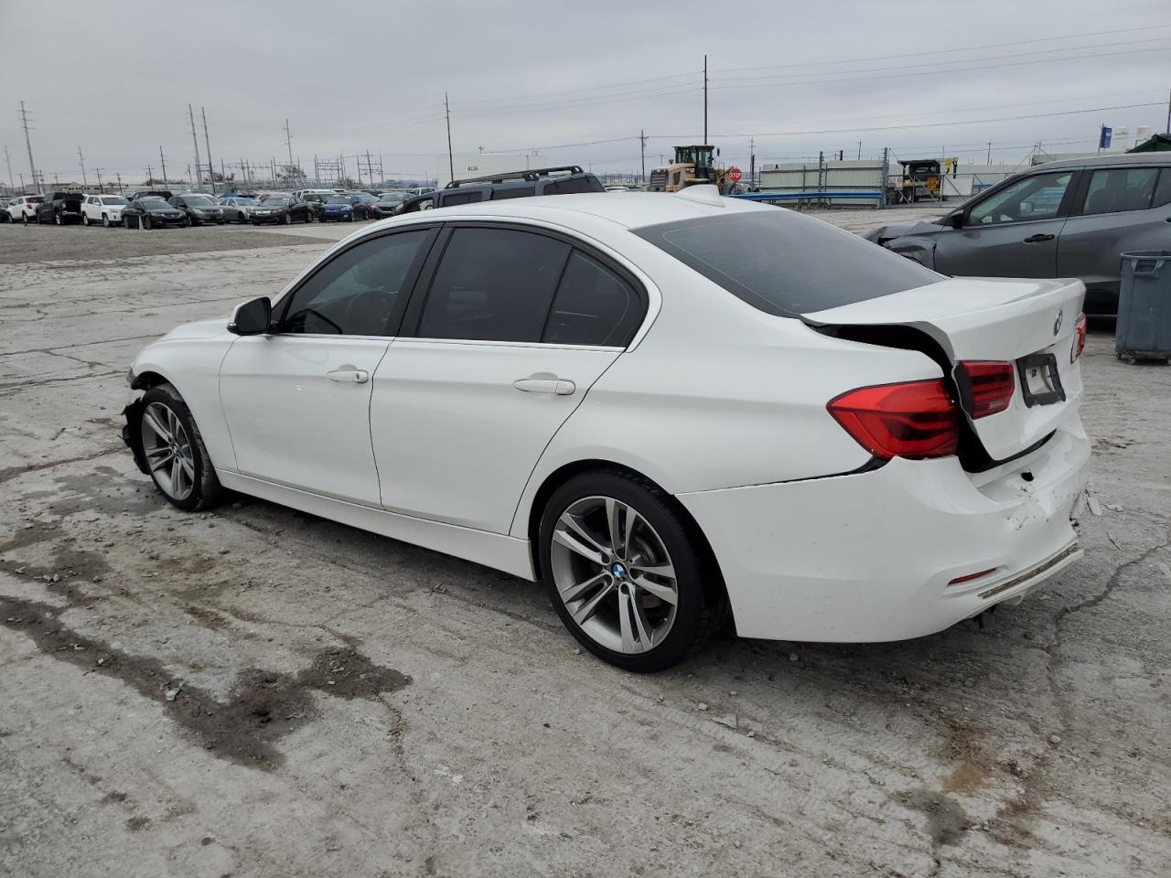 Image 2 of 2018 BMW 330 I 2018 with VIN WBA8B9C55JEE80811