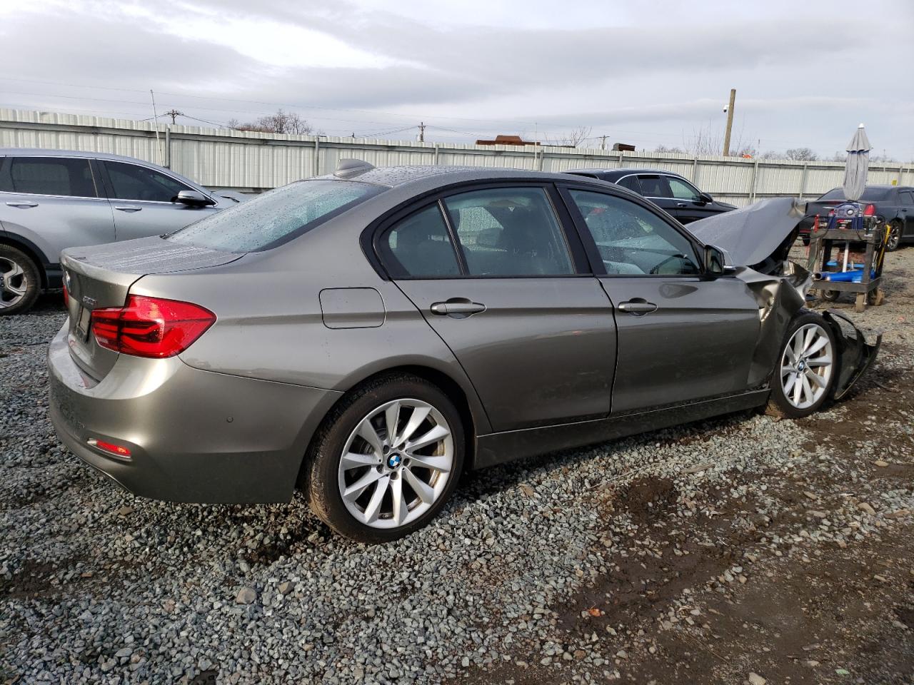 Obraz 3 z 2016 BMW 320 XI 2016 z VIN WBA8E5G50GNT93222