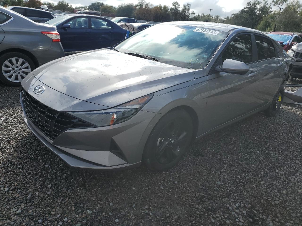 Obraz 1 z 2021 HYUNDAI ELANTRA SEL 2021 z VIN KMHLM4AG8MU141140