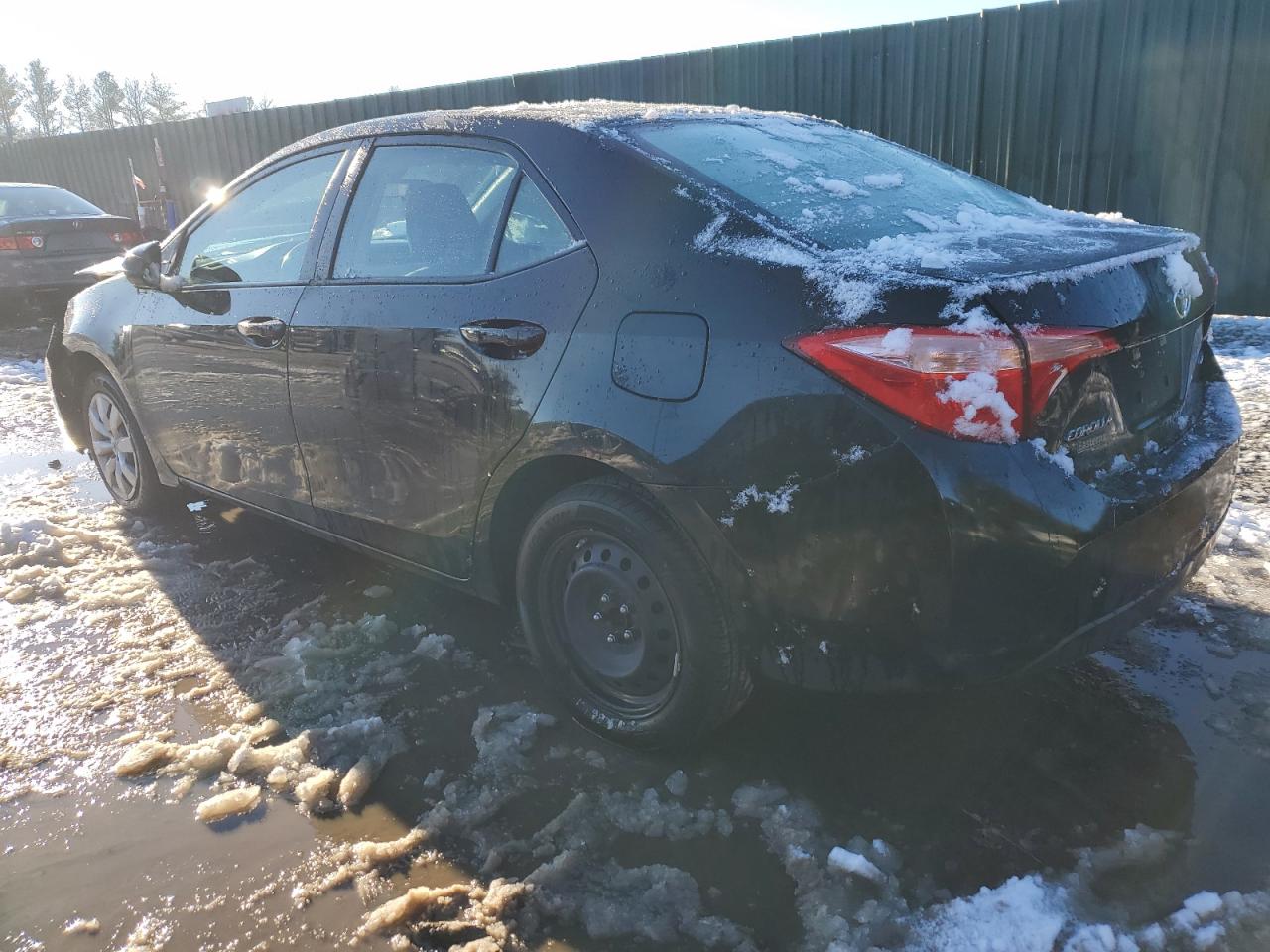Image 2 of 2019 TOYOTA COROLLA L 2019 with VIN 5YFBURHEXKP933978