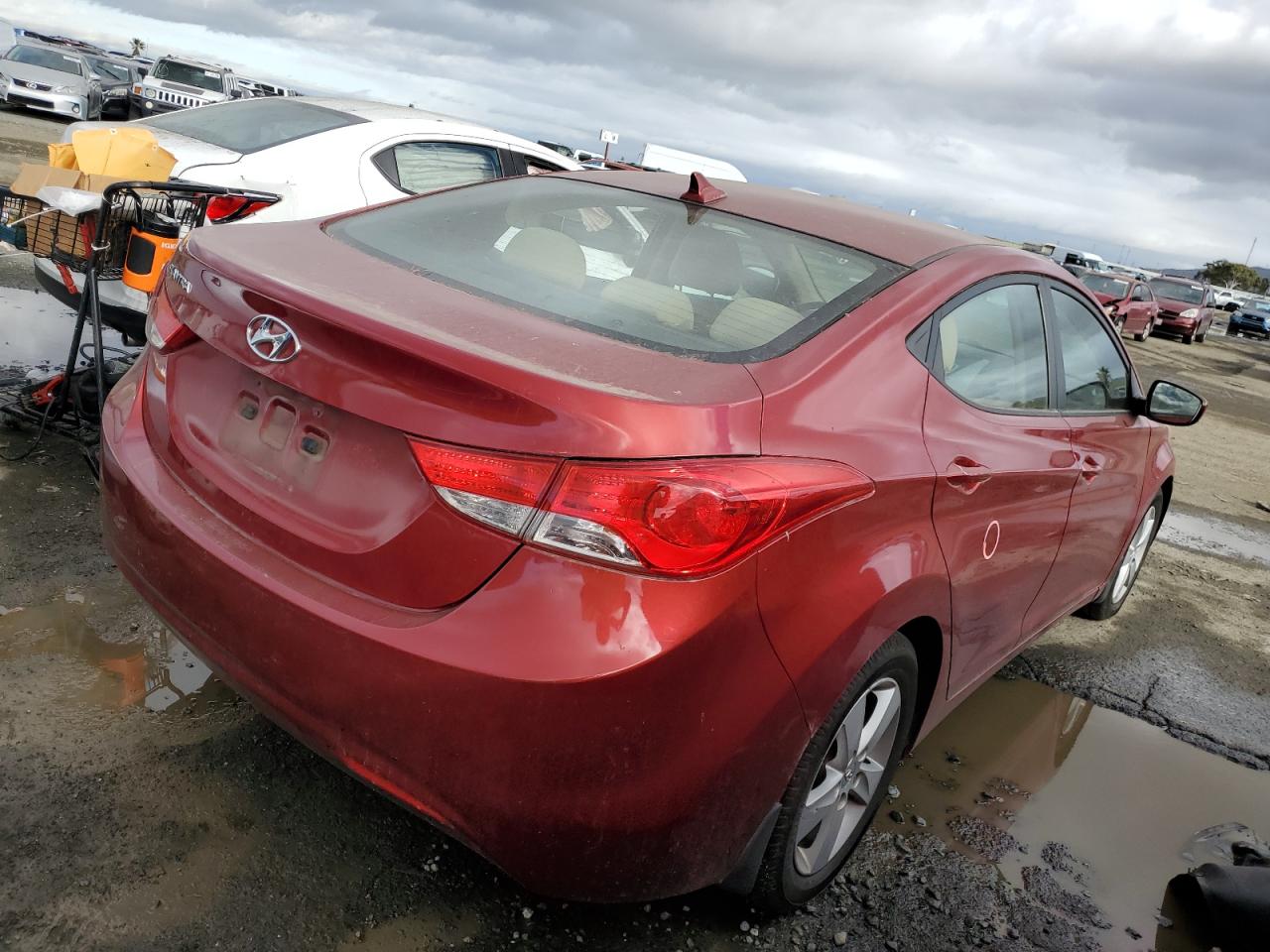 Image 3 of 2013 HYUNDAI ELANTRA GLS 2013 with VIN 5NPDH4AE3DH276306