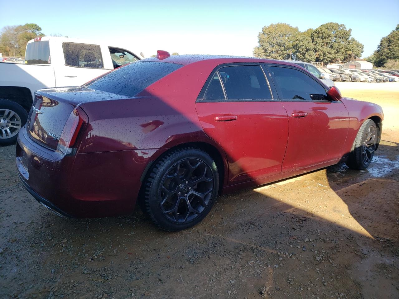 Изображение 3 Chrysler 300 S 2019 с VIN 2C3CCABG9KH628582