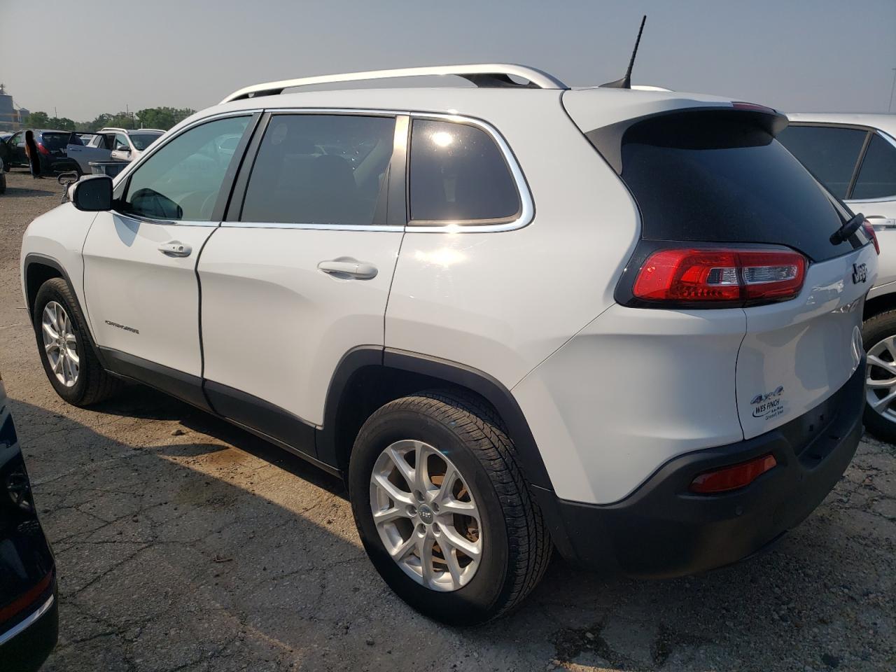Image 2 of 2018 JEEP CHEROKEE LATITUDE PLUS 2018 with VIN 1C4PJMLB0JD543262
