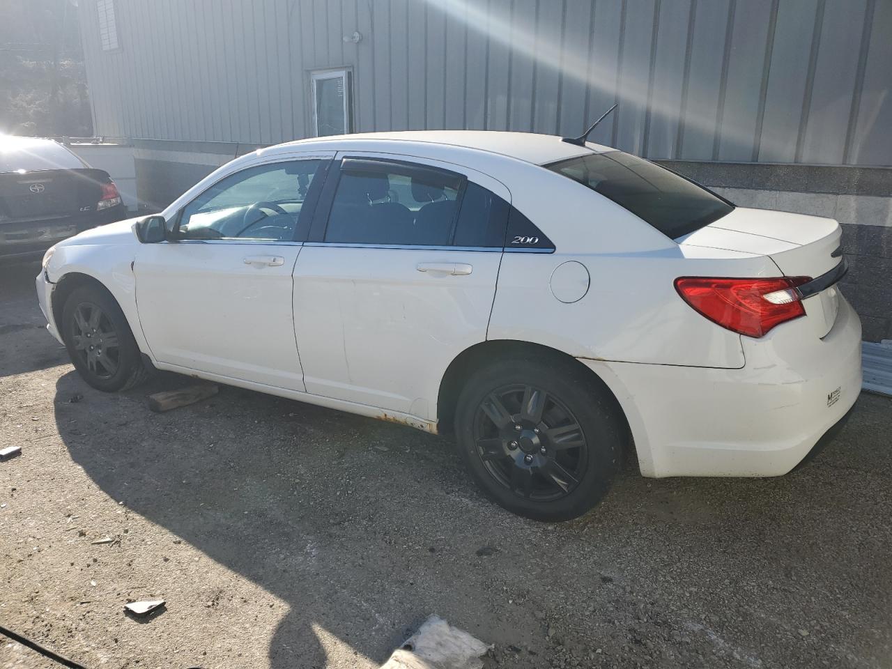 Obraz 2 z 2012 CHRYSLER 200 LX 2012 z VIN 1C3CCBAB9CN105647