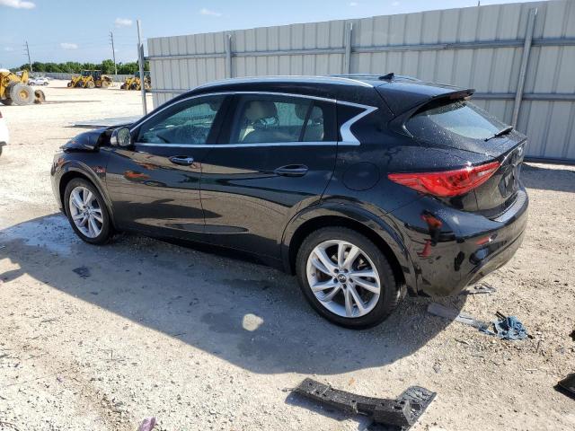 Изображение 2 2018 INFINITI QX30 BASE 2018 с VIN SJKCH5CP7JA055470