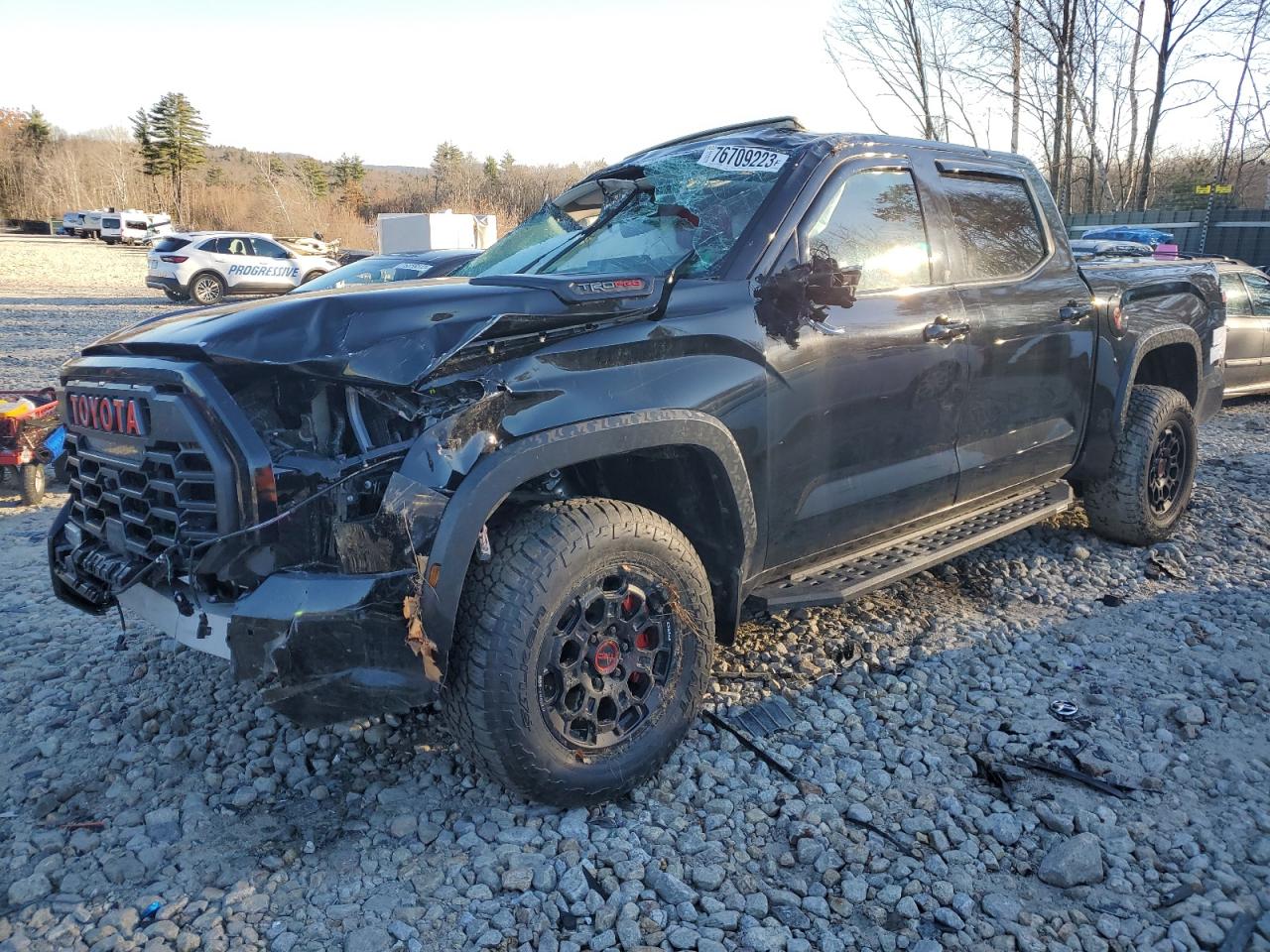 Изображение 1 2023 TOYOTA TUNDRA CREWMAX LIMITED 2023 с VIN 5TFPC5DB0PX021916