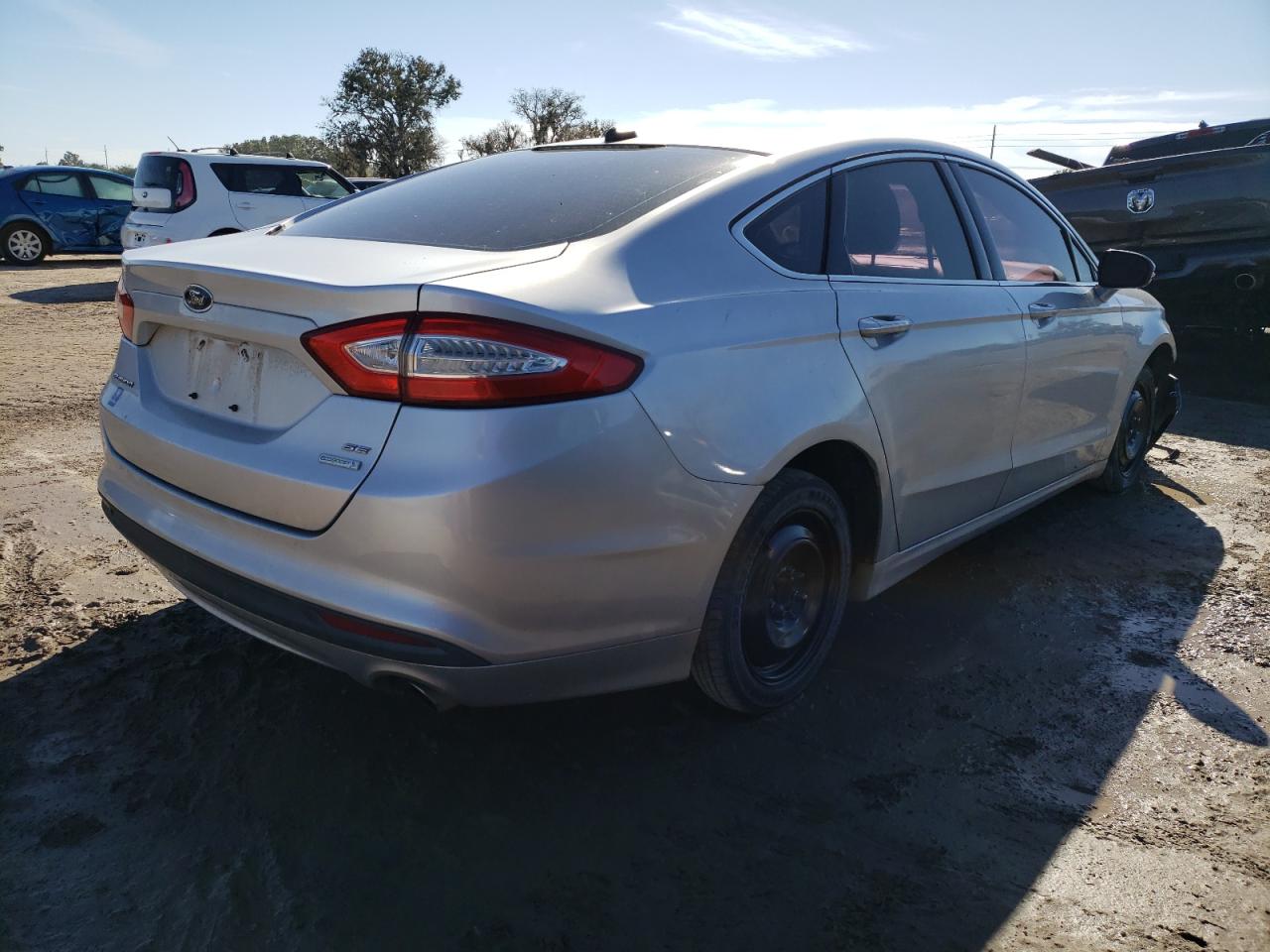 Изображение 3 2013 FORD FUSION SE 2013 с VIN 3FA6P0HR2DR203654
