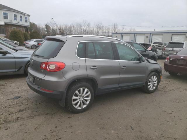Image 3 of 2011 VOLKSWAGEN TIGUAN S 2011 with VIN WVGAV7AX0BW520849