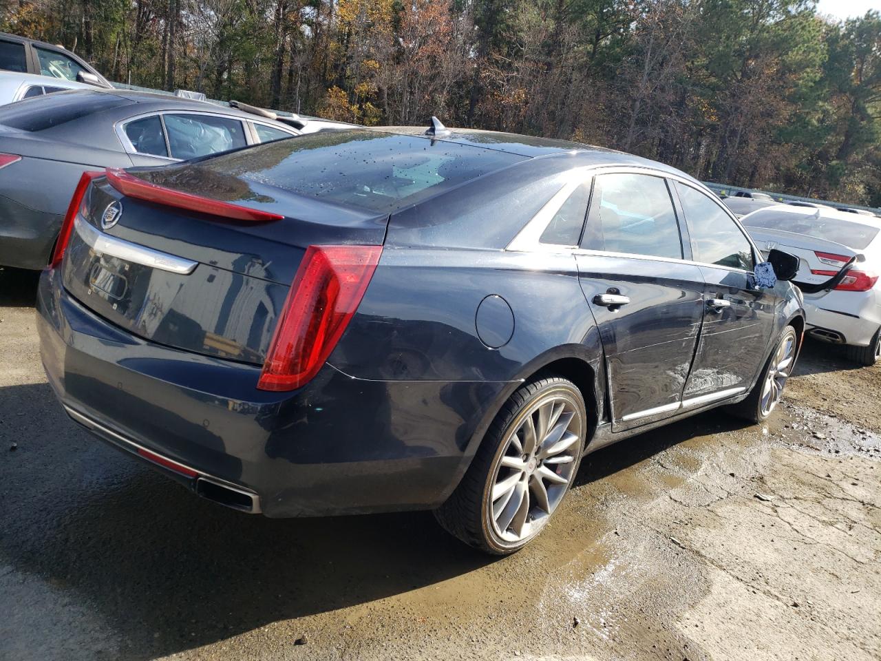 Image 3 of 2013 CADILLAC XTS LUXURY COLLECTION 2013 with VIN 2G61P5S31D9240824