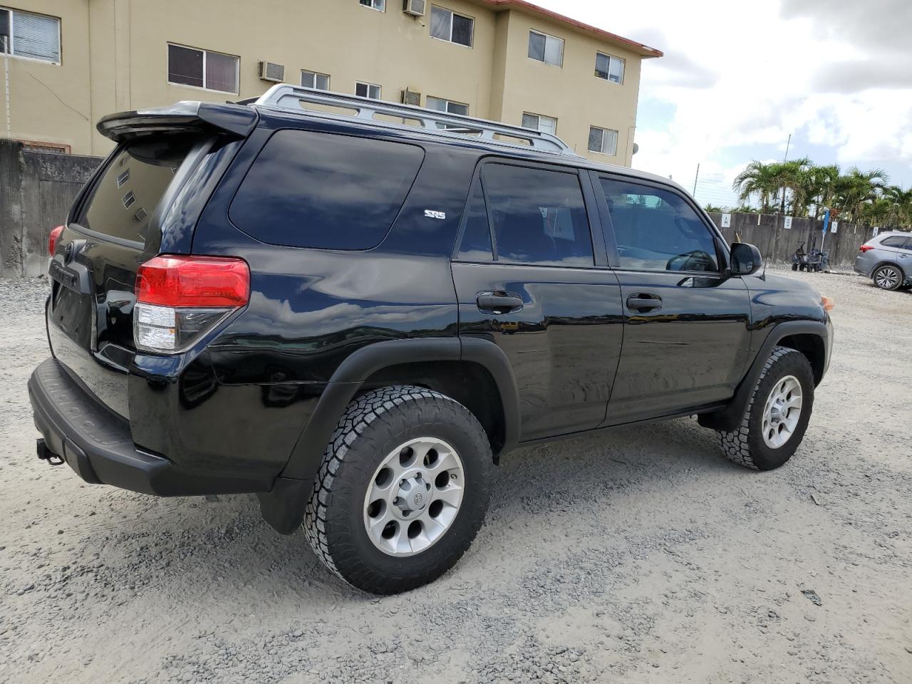 Изображение 3 2010 TOYOTA 4RUNNER SR5 2010 с VIN JTEBU5JR5A5001538