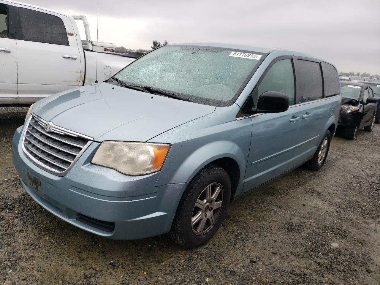 2010 CHRYSLER TOWN & COUNTRY LX 2010 image