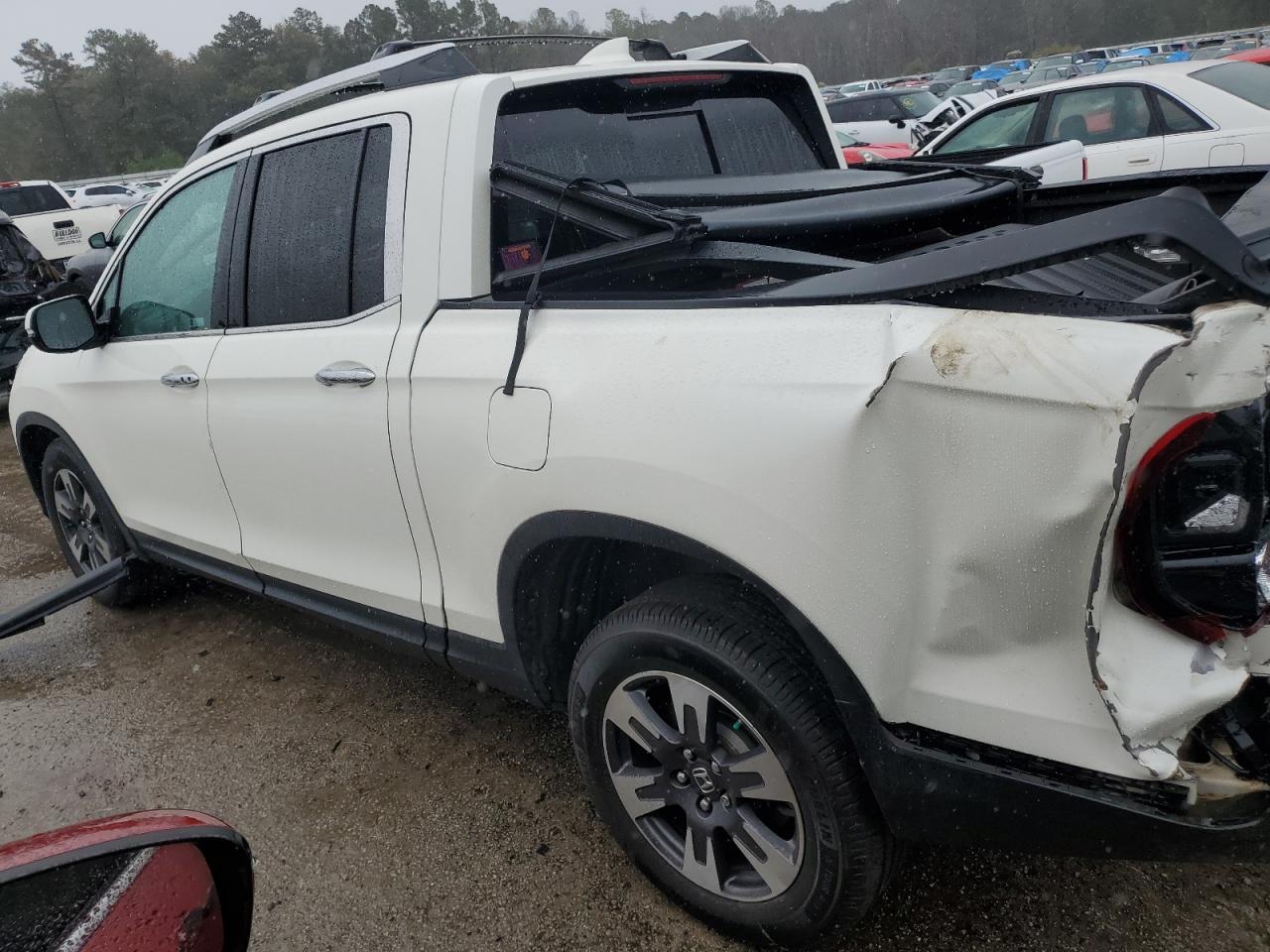 Image 2 of 2019 HONDA RIDGELINE RTL 2019 with VIN 5FPYK3F70KB018531
