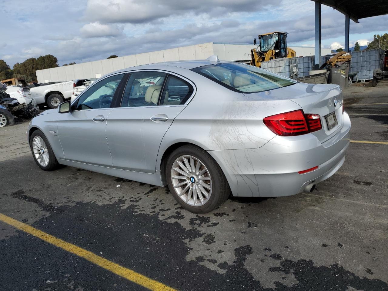 Изображение 2 2011 BMW 535 XI 2011 с VIN WBAFU7C56BC875774