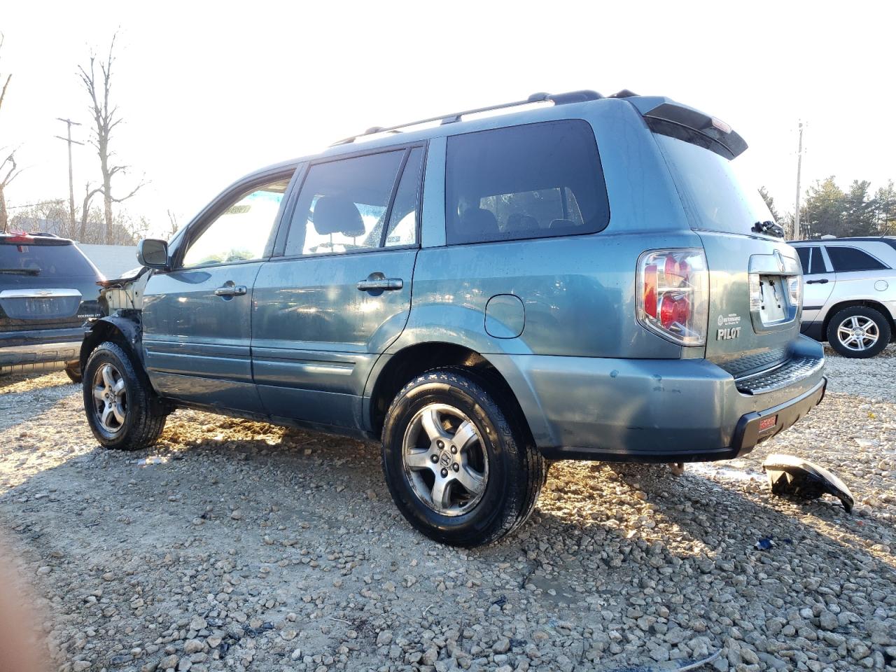 Изображение 2 2006 HONDA PILOT EX 2006 с VIN 5FNYF18496B009935