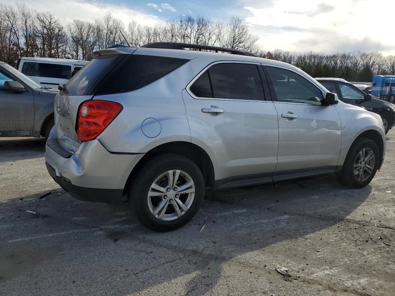 Image 3 of 2015 CHEVROLET EQUINOX LT 2015 with VIN 1GNALBEK5FZ113245