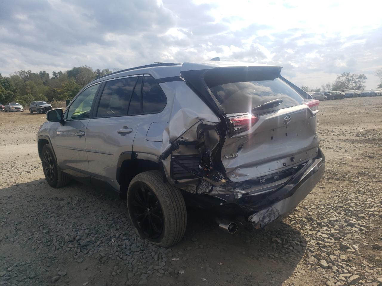 Image 2 of 2022 TOYOTA RAV4 SE 2022 with VIN 4T3T6RFV2NU077877