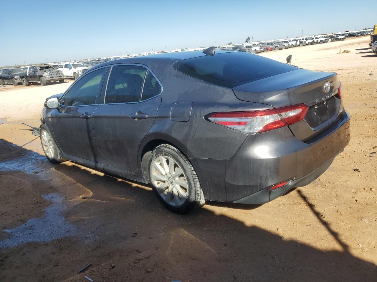 Image 2 of 2020 TOYOTA CAMRY LE 2020 with VIN 4T1C11AK8LU879823