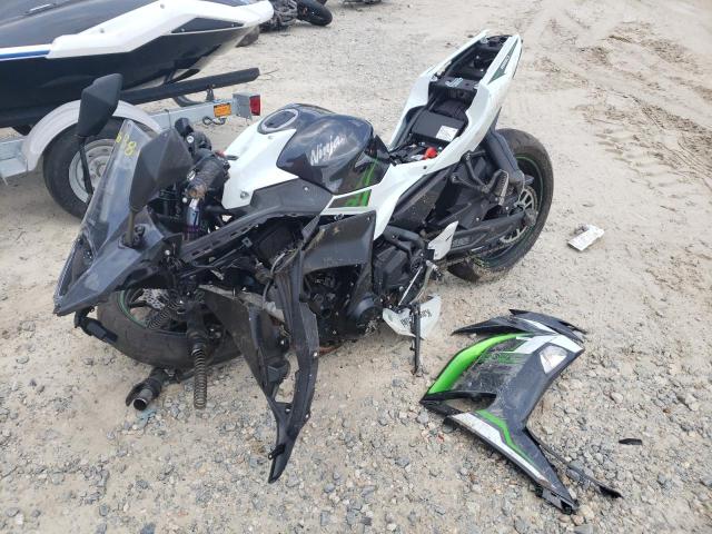 Obraz 2 z Kawasaki Ex650 N 2022 z VIN ML5EXEN13NDA75224