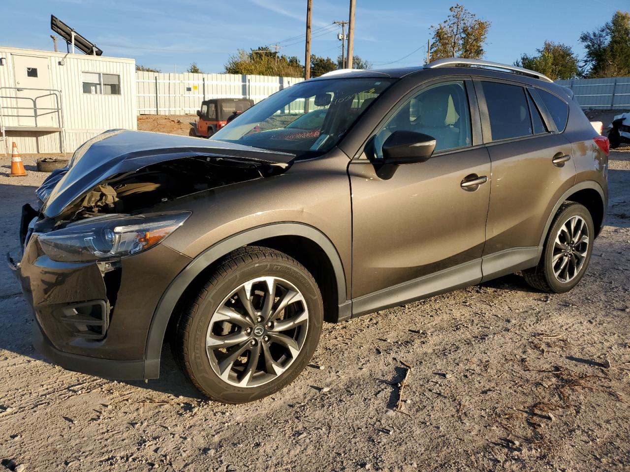Obraz 1 z 2016 MAZDA CX-5 GT 2016 z VIN JM3KE4DY2G0863692