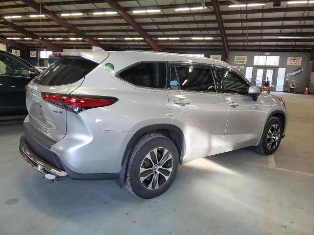 Image 3 of 2020 TOYOTA HIGHLANDER HYBRID XLE 2020 with VIN 5TDHBRCH4LS509514