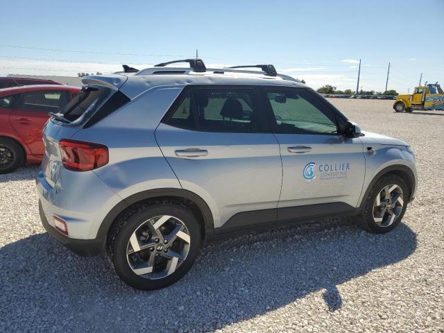Image 3 of 2022 HYUNDAI VENUE SEL 2022 with VIN KMHRC8A31NU160485