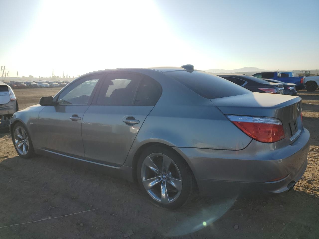 Изображение 2 2008 BMW 528 I 2008 с VIN WBANU53548CT00937