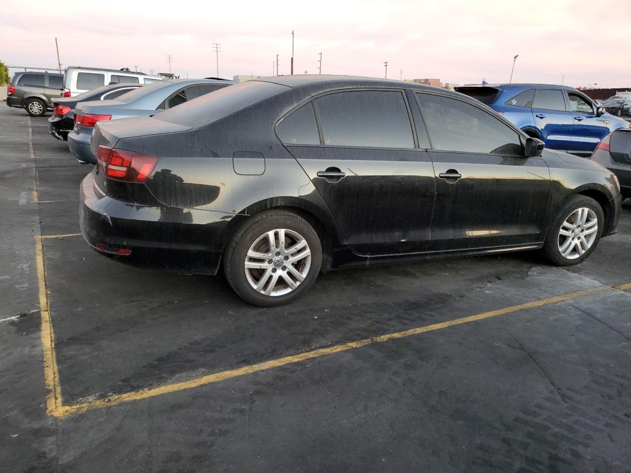 Изображение 3 2018 VOLKSWAGEN JETTA S 2018 с VIN 3VW2B7AJ7JM206446