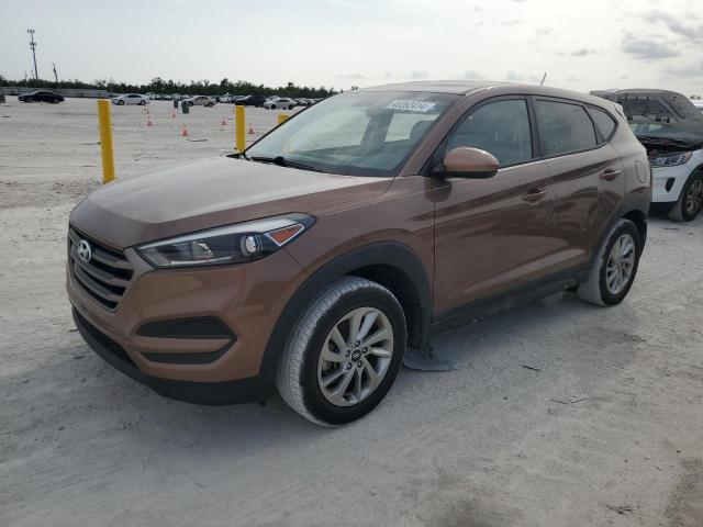 Image 1 of 2016 HYUNDAI TUCSON SE 2016 with VIN KM8J23A49GU225128