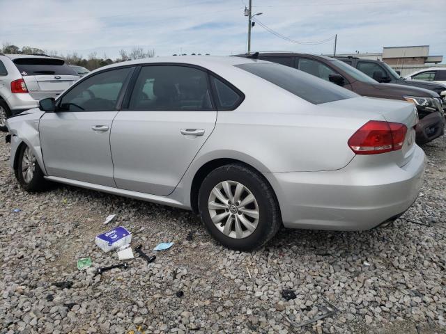Изображение 2 2013 VOLKSWAGEN PASSAT S 2013 с VIN 1VWAH7A36DC140862