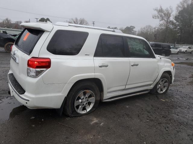 Image 3 of 2013 TOYOTA 4RUNNER SR5 2013 with VIN JTEZU5JR2D5060422