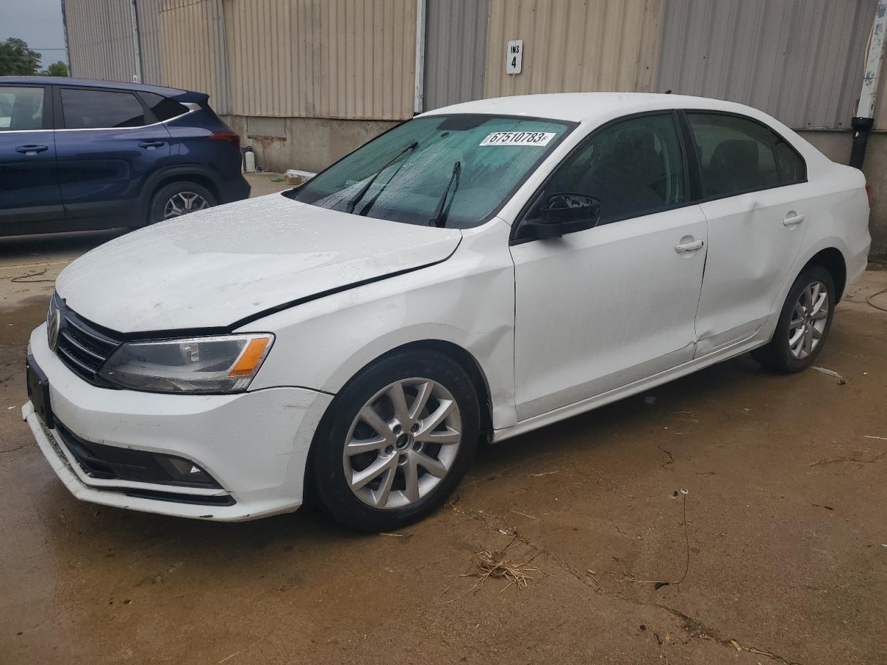 Image 1 of 2015 VOLKSWAGEN JETTA SE 2015 with VIN 3VWD17AJ7FM352087