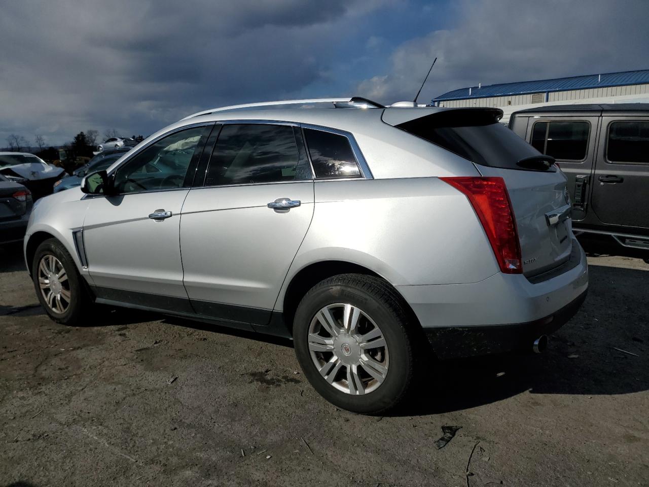 Image 2 of 2015 CADILLAC SRX LUXURY COLLECTION 2015 with VIN 3GYFNBE36FS566587