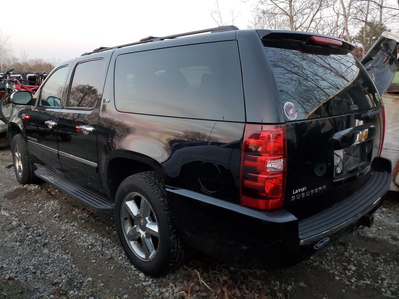 Obraz 2 z 2014 CHEVROLET SUBURBAN K1500 LTZ 2014 z VIN 1GNSKKE75ER135473