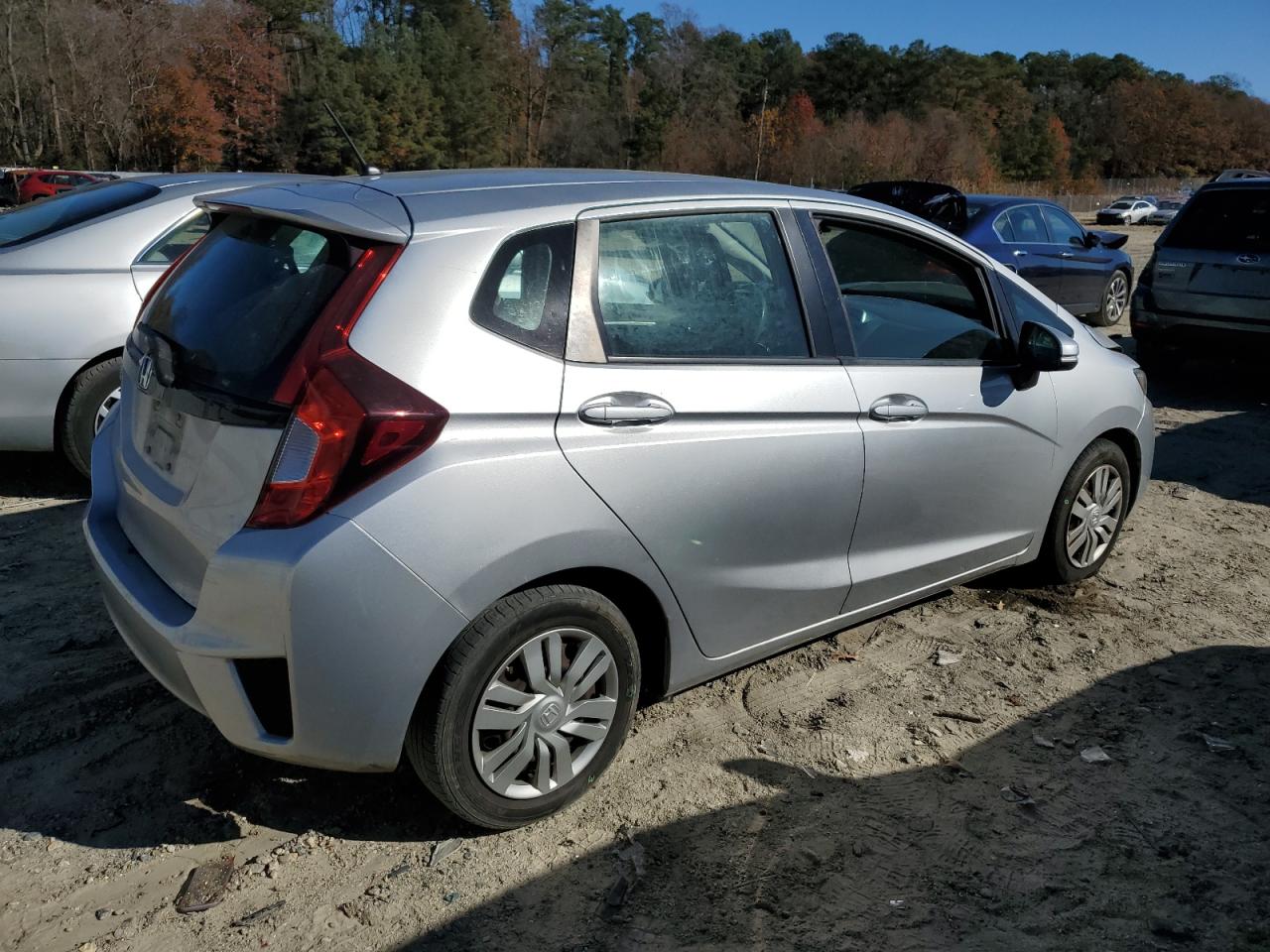 Image 3 of 2015 HONDA FIT LX 2015 with VIN 3HGGK5H51FM735440