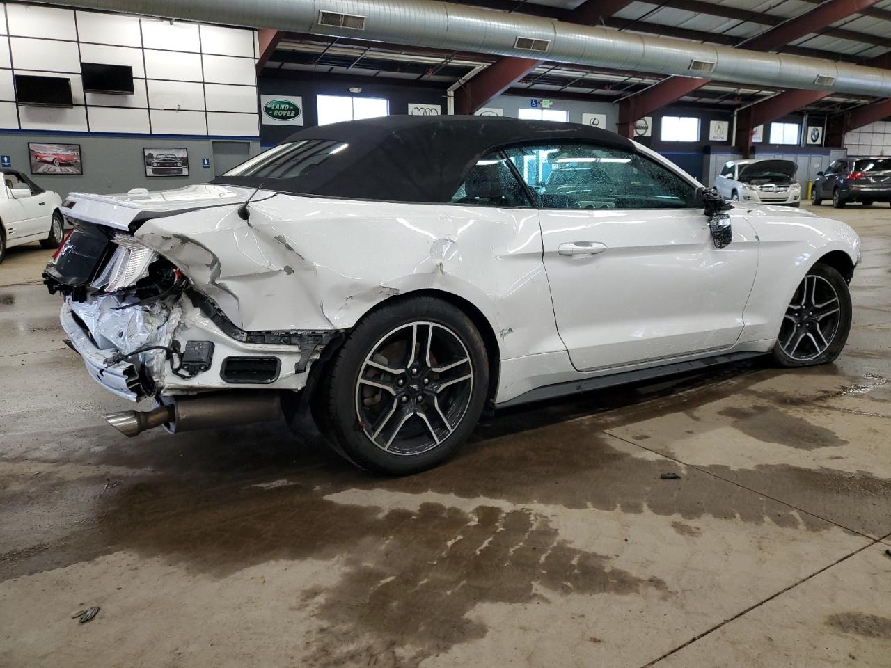 Image 3 of 2021 FORD MUSTANG  2021 with VIN 1FATP8UH8M5122269