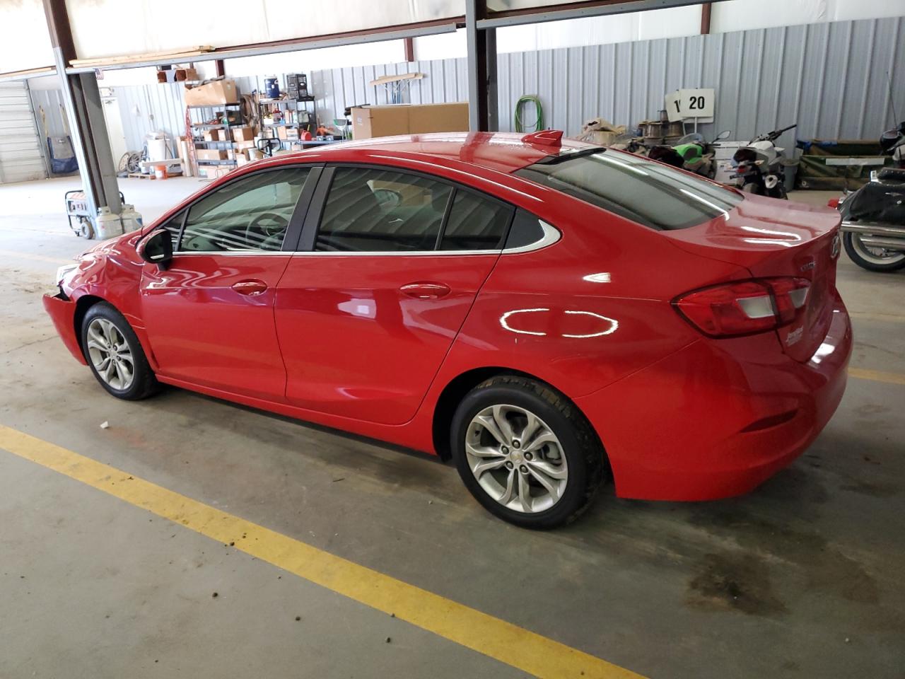 Obraz 2 z 2019 CHEVROLET CRUZE LT 2019 z VIN 1G1BE5SM2K7115239