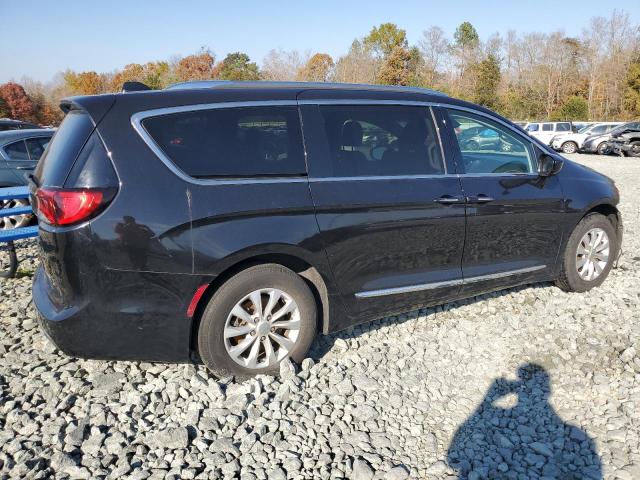 Obraz 3 z 2019 CHRYSLER PACIFICA TOURING L 2019 z VIN 2C4RC1BG8KR673240
