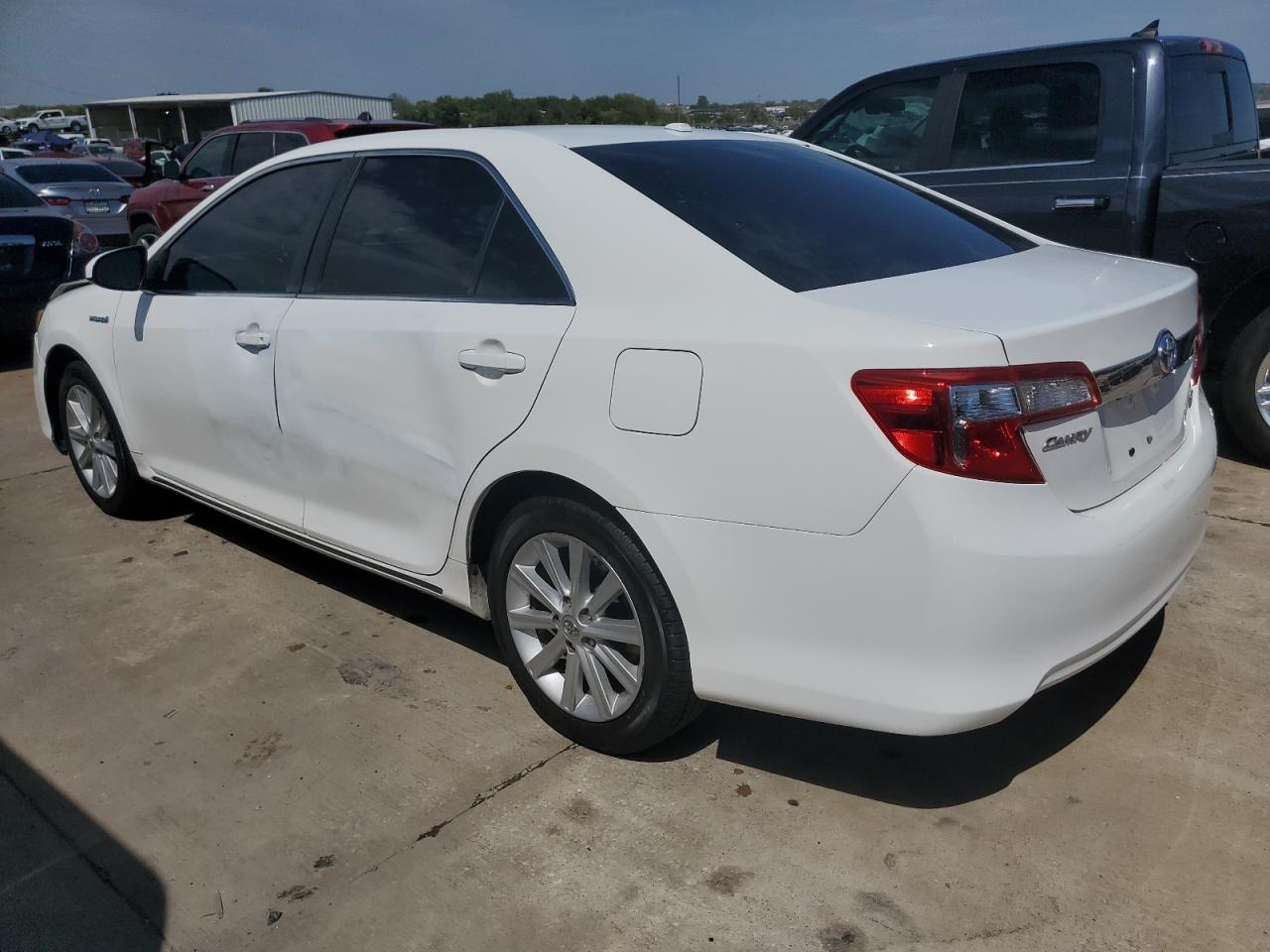 Изображение 2 2014 TOYOTA CAMRY HYBRID 2014 с VIN 4T1BD1FK3EU107888