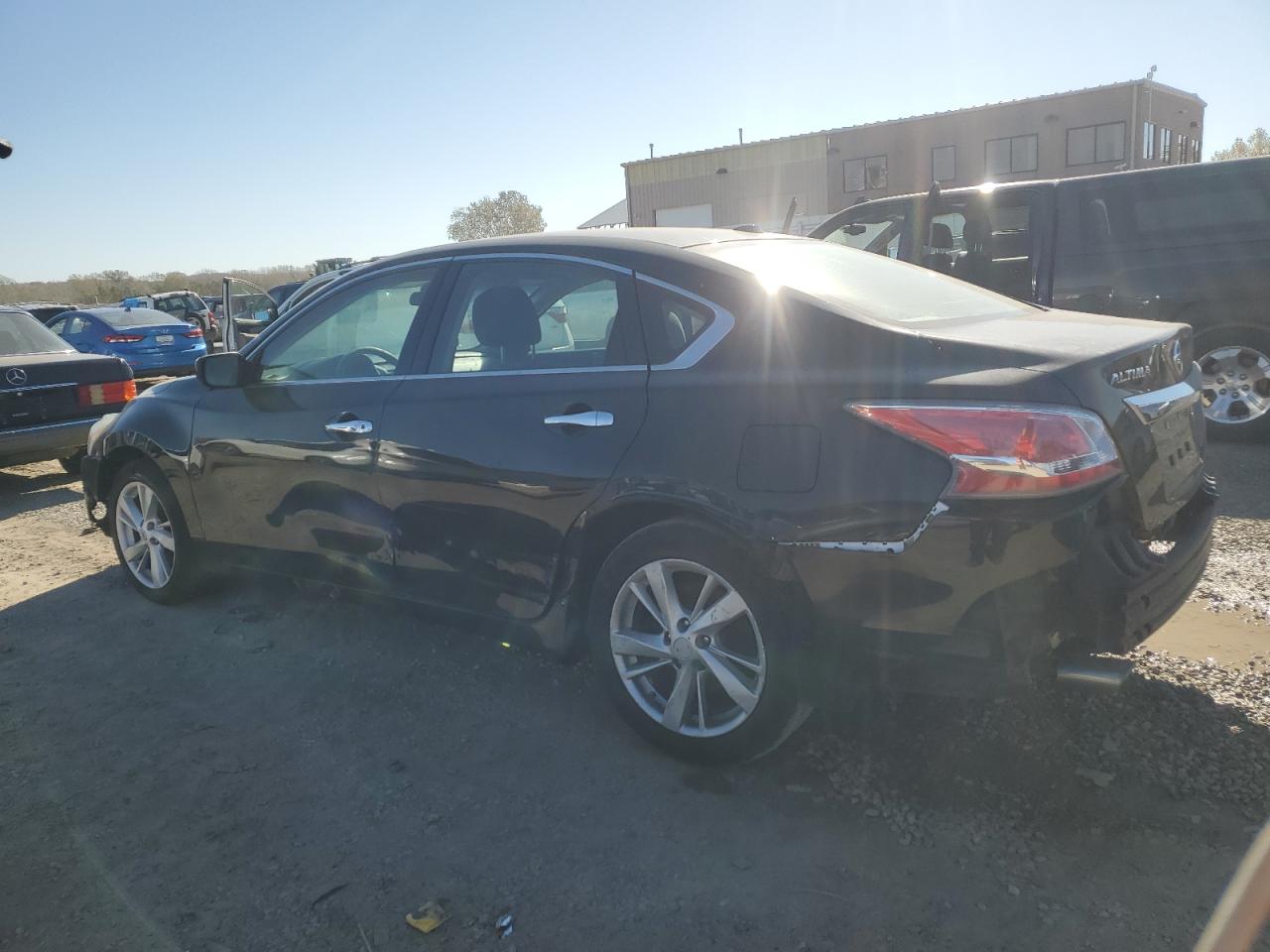 Image 2 of 2015 NISSAN ALTIMA 2.5 2015 with VIN 1N4AL3AP9FC582864
