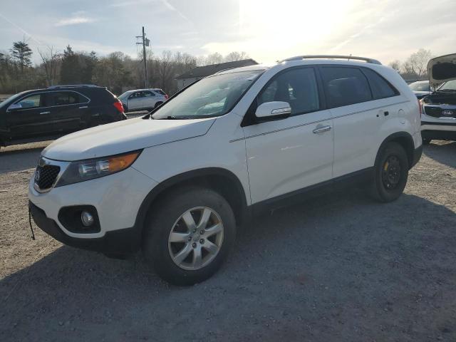 Изображение 1 2013 KIA SORENTO LX 2013 с VIN 5XYKT3A68DG354952