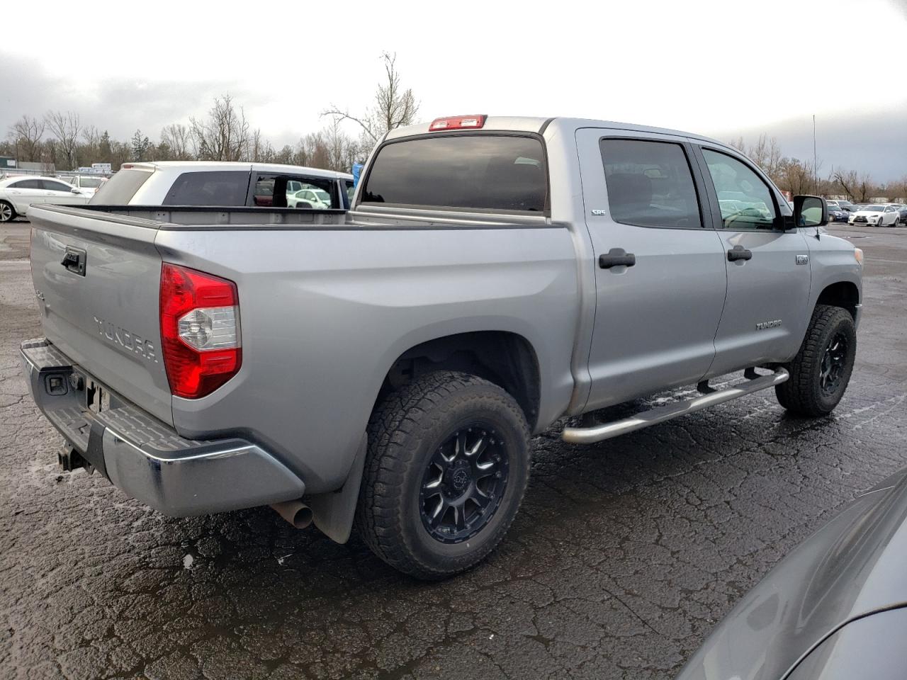 Изображение 3 2014 TOYOTA TUNDRA CREWMAX SR5 2014 с VIN 5TFDY5F14EX370115
