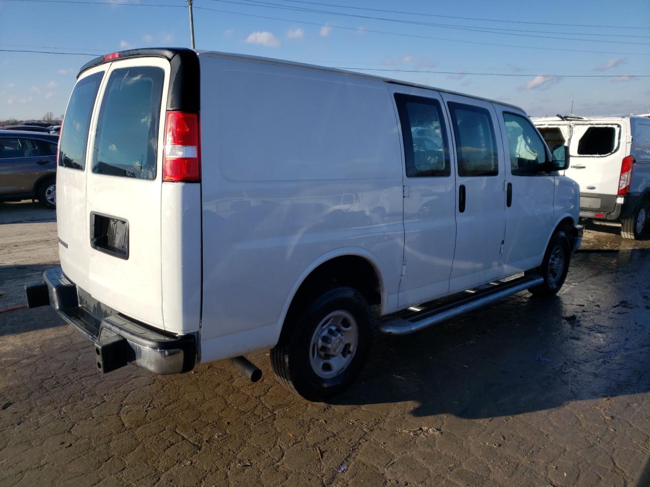 Image 3 of 2023 CHEVROLET EXPRESS G2500  2023 with VIN 1GCWGAFP6P1197065