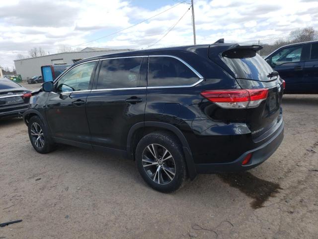 Image 2 of 2019 TOYOTA HIGHLANDER LE 2019 with VIN 5TDBZRFH8KS938909