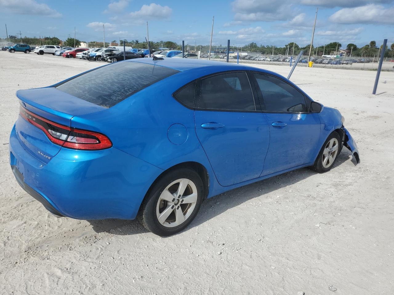 Изображение 3 2015 DODGE DART SXT 2015 с VIN 1C3CDFBB9FD213280