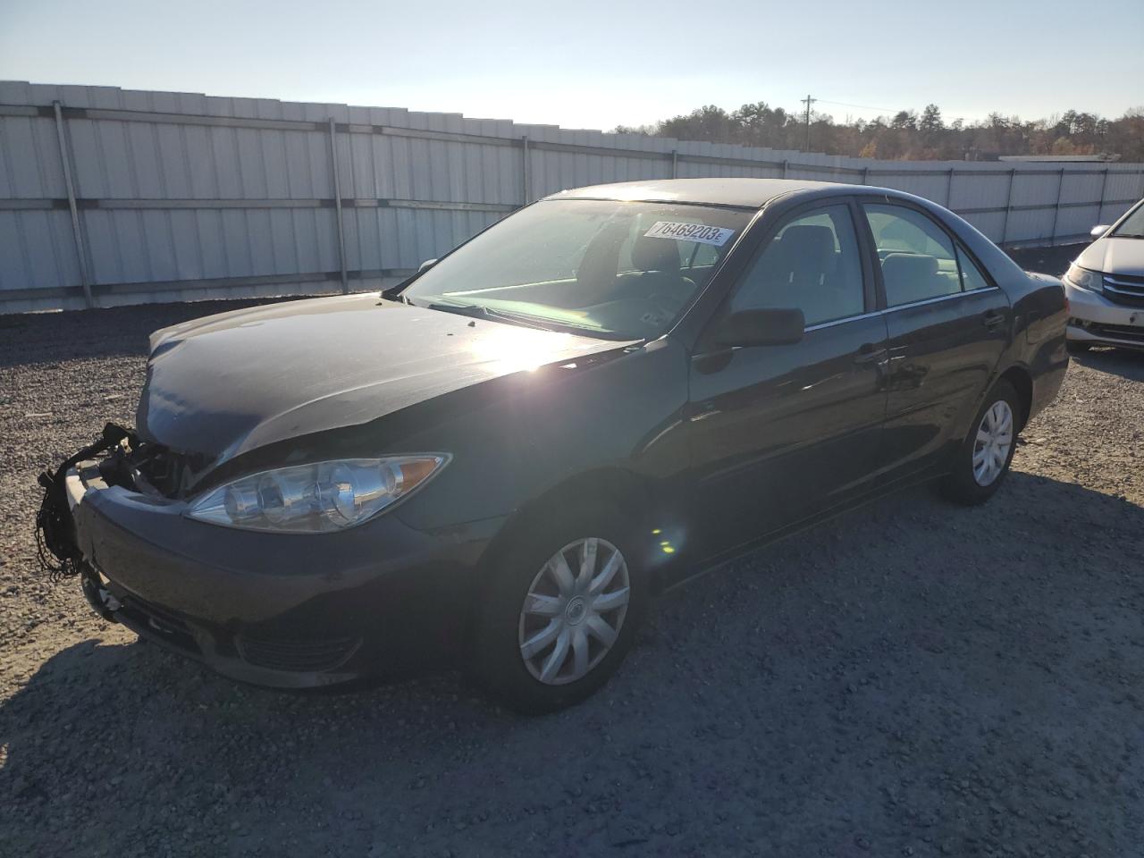 Изображение 1 2005 TOYOTA CAMRY LE 2005 с VIN 4T1BE32K65U620891